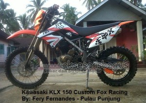Kawasaki KLX 150 Custom Fox RAcing