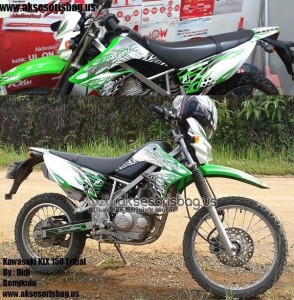 kawasaki klx 150 tribal hijau h