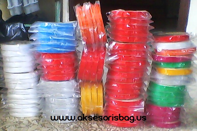 Jual Lis Pelek 6 Meter X 1 cm Aneka Warna Grosir dan Eceran