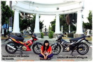 satria rockstar kuning dan hitam