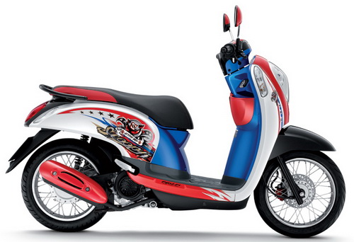 Honda Scoopy-i Helm in 2012 (2) Honda Scoopy-i Helm In tampil dengan Warna dan Striping baru di Thailand pa