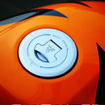 Honda Megapro dengan Grafis Repsol Honda MotoGP t