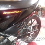 Tutorial : Cara Pasang Striping Pabrikan b